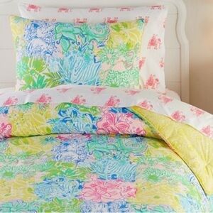 LILLY PULITZER | twin comforter cheek to cheek + sham